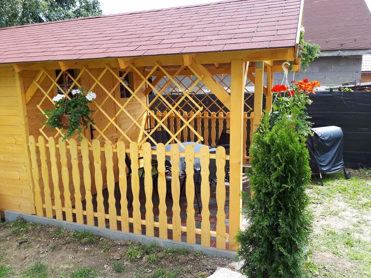 Homestay Renata Nova Lesna Exterior foto