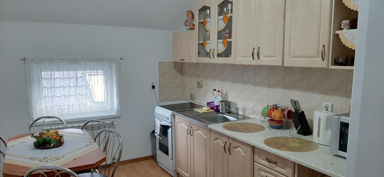Homestay Renata Nova Lesna Exterior foto
