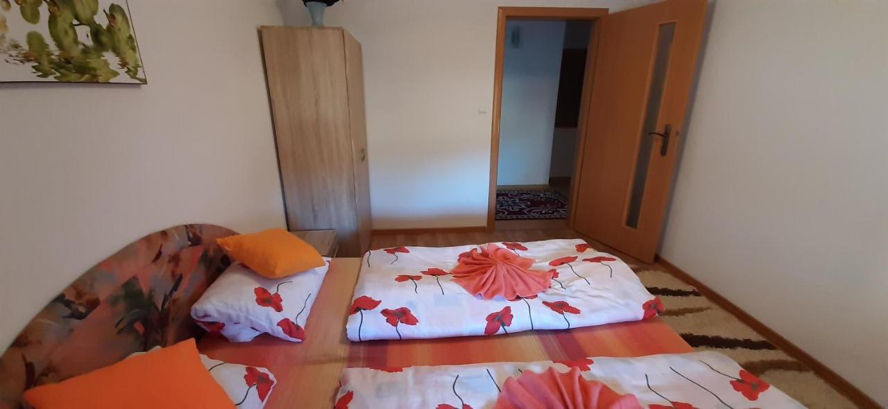 Homestay Renata Nova Lesna Exterior foto